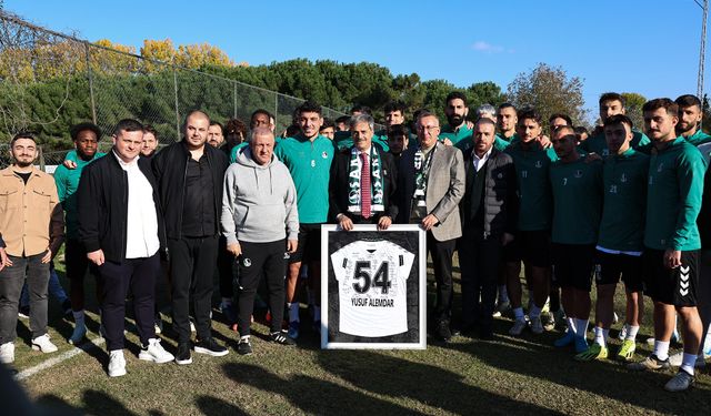 Alemdar'dan derbi öncesi taraftara çağrı “Pazar günü hep birlikte takımımızın yanında olalım”