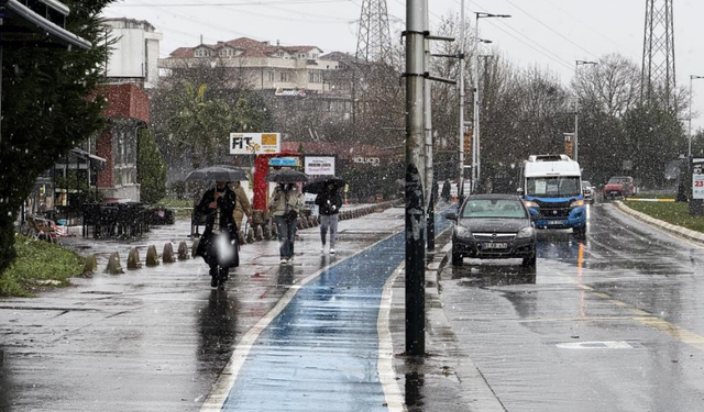 Sakarya’da lapa lapa kar yağışı