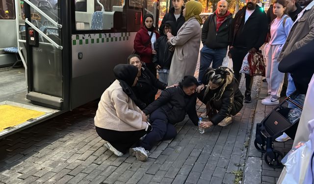 Bursa'da halk otobüsünde bıçaklanan kadın tedavi altına alındı