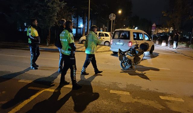 Bursa'da motosikletle hafif ticari aracın çarpışması sonucu 1 kişi yaralandı