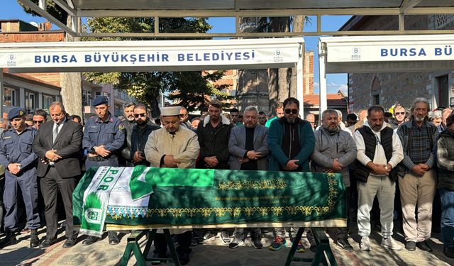 Gazeteci Şenol Poyraz son yolculuğuna uğurlandı