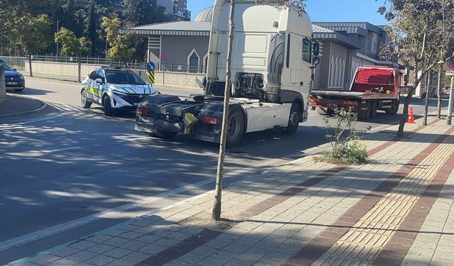 Gemlik'te tırın çarptığı yaya ağır yaralandı