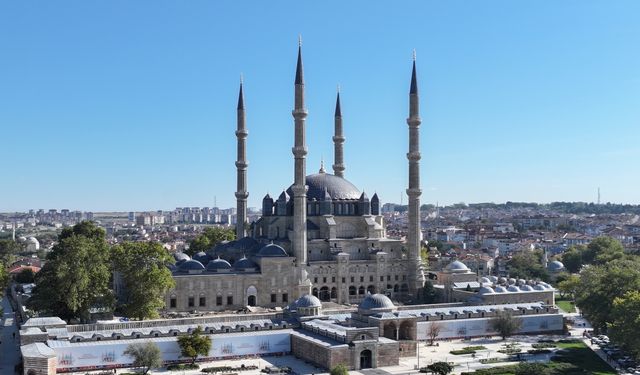 Selimiye Camisi restorasyonunda "ince işçilik" çalışmaları yapılıyor