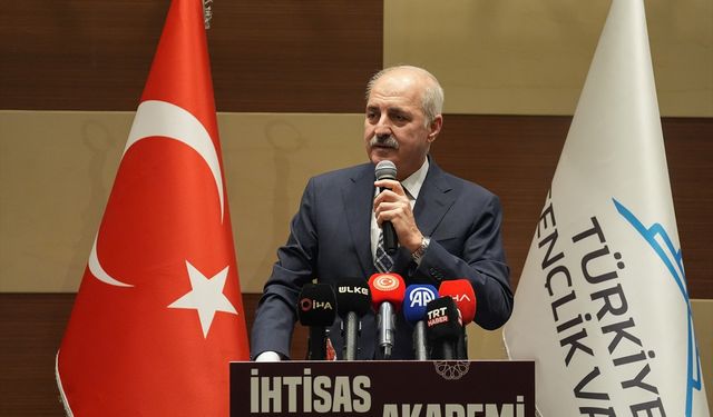 TBMM Başkanı Kurtulmuş "TÜGVA İhtisas Akademi Lansman Programı"nda konuştu: