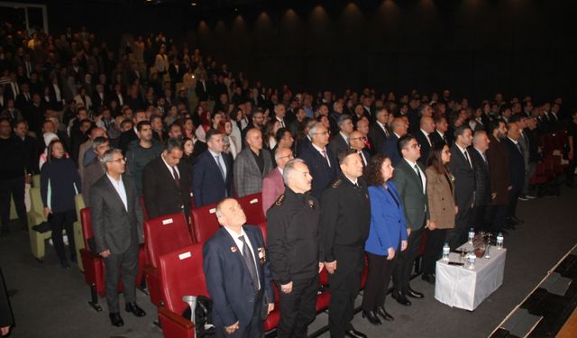 Yalova'da 24 Kasım Öğretmenler Günü kutlandı