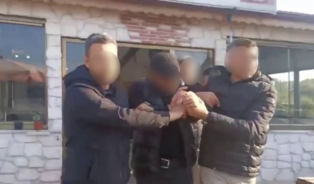 2 yıl peruk ve takma isimle kaçan katil zanlısı jandarma ekiplerince yakalandı