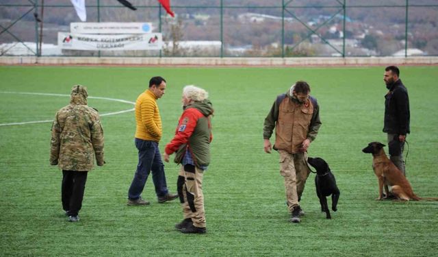 Arama kurtarma köpekleri hakem semineri Çekmeköy’de düzenlendi