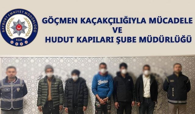 Bayburt’ta 11 düzensiz göçmenle birlikte 6 organizatör yakalandı