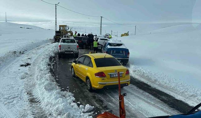 Bayburt’ta kapalı köy yolları açılıyor