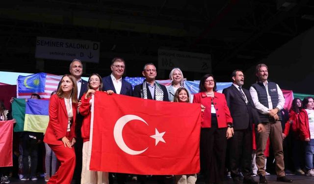 CHP Genel Başkanı Özel: “Filistin’deki katliamın ve Ukrayna’daki savaşın durmasını ümit ediyorum”