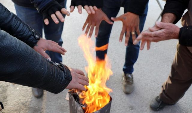 Erzincan’da soğuk hava etkisini artırdı