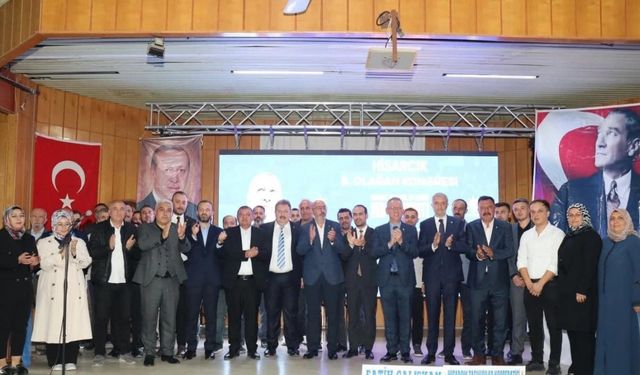 Hisarcık AK Parti’de Abdullah Akbulut güven tazeledi