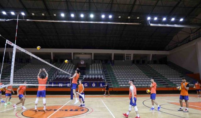 İnegöl Belediyespor Yenişehir Belediye’ye hazırlanıyor