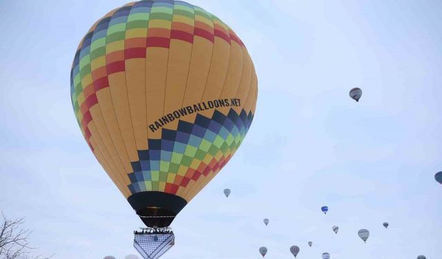 Kapadokya’da balonlar kefiye ile havalandı