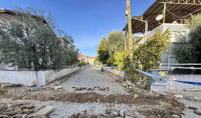 Karacasu’da yollar bakıma alındı