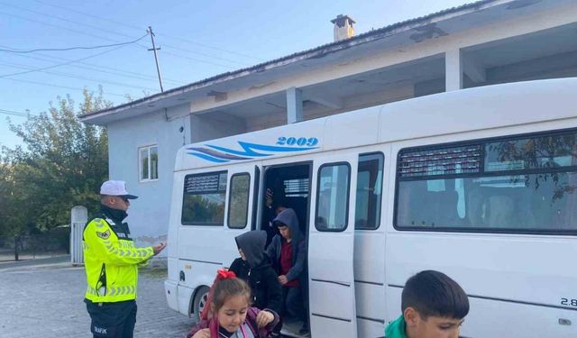 Karpuzlu’da 32 öğrenciye trafik eğitimi verildi