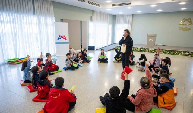 Mersin’de çocuklara, hakları düzenlenen etkinlikle anlatıldı