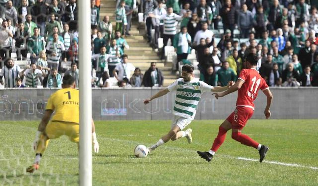 Nesine 3. Lig: Bursaspor: 4 - Kuşadasıspor: 1