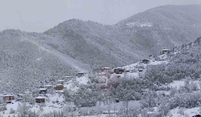 Ordu’nun 10 ilçesinde eğitime kar engeli