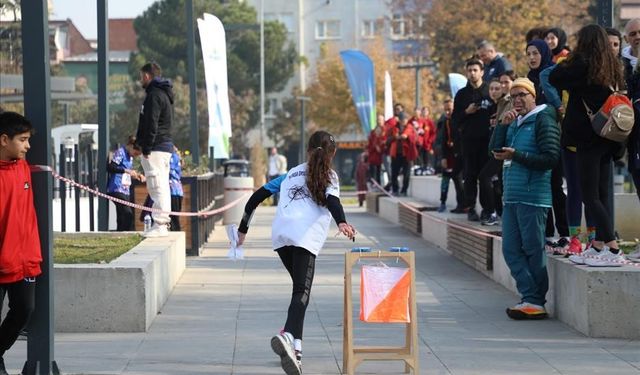 Oryantiringin kalbi İnegöl’de attı