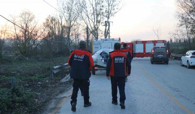 Sakarya Nehri’nde bir garip olay: Ekipler seferber oldu