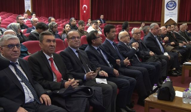 Türk Ocaklarından "Doğu Türkistan" sempozyumu