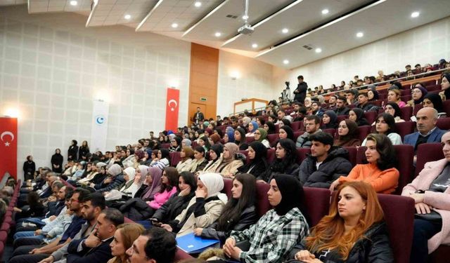 Üniversitede 24 Kasım Öğretmenler Günü etkinliği düzenlendi