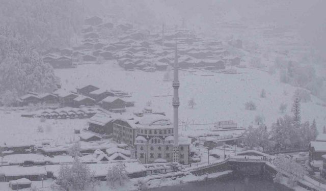 Uzungöl beyaz gelinliğini giydi