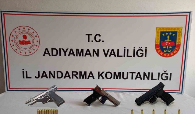 Yol uygulamasında silah ve uyuşturucu ele geçirildi