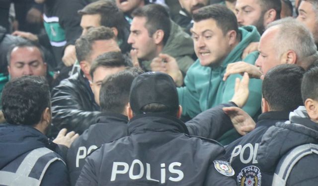 Sakaryaspor'a  PFDK'dan ceza yağdı