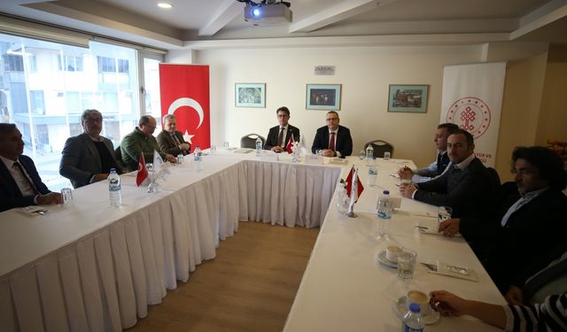 Çanakkale'de kazı başkanları değerlendirme toplantısı düzenlendi