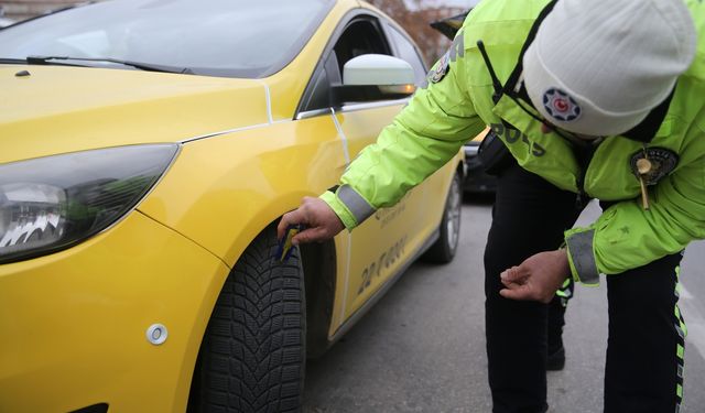 Edirne'de zorunlu kış lastiği denetimi yapıldı