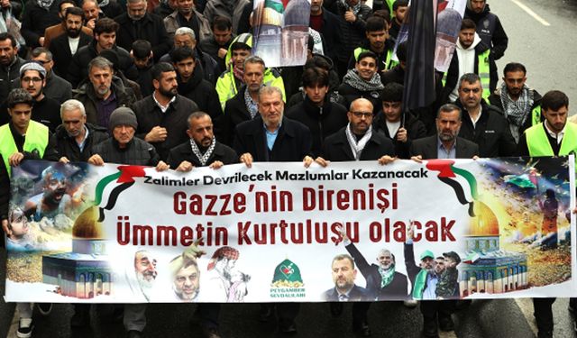 İsrail'in Gazze'ye yönelik saldırıları İstanbul'da protesto edildi