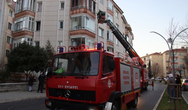 Kırklareli'nde apartman dairesinde kombiden çıkan yangın söndürüldü