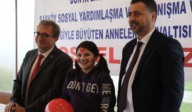 Şarköy'de özel çocuklar ve aileleri kahvaltıda bir araya geldi