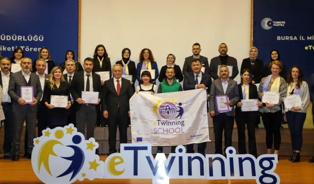 Bursa'da 41 okul eTwinning etiketlerine kavuştu