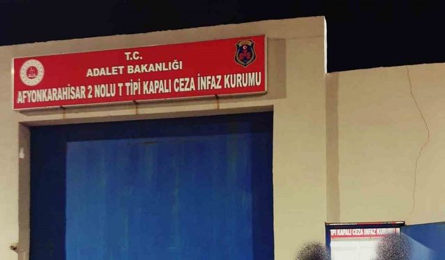 10 yıl 10 ay hapis cezasıyla aranan şahsı polis yakaladı