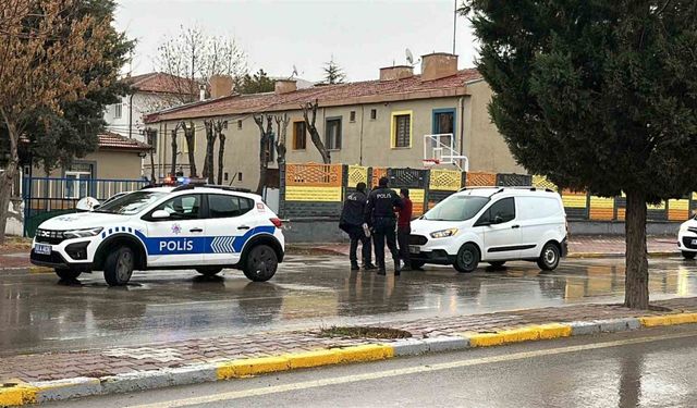 17 yaşındaki ehliyetsiz sürücü kovalamacayla yakalandı