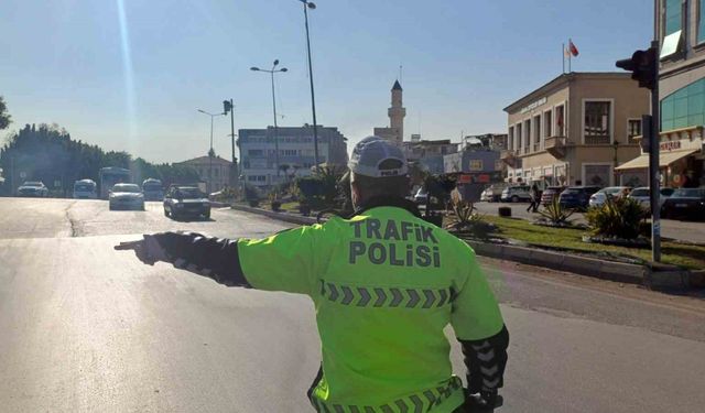 Adana’da trafik denetimi gerçekleştirildi