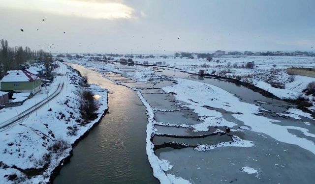 Ağrı’da kar manzarası görsel şölen oluşturdu