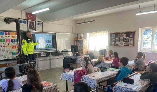 Aydın’da 62 öğrenciye trafik eğitimi verildi