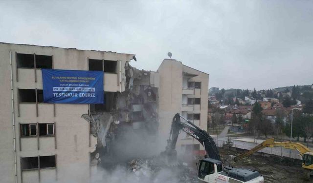 Başkan Aşgın’a vatandaşlardan ‘kentsel dönüşüm’ teşekkürü