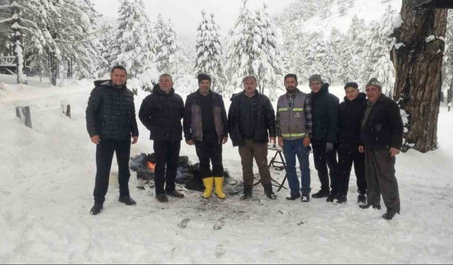 Başkan Pütün, karla kaplı Topuklu Yaylasında incelemelerde bulundu