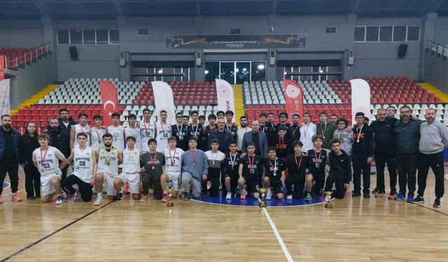 Basketbol U-18 Kulüpler İl Şampiyonası sona erdi