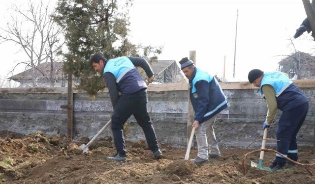 Battalgazi’de yeşil alanlar yenileniyor