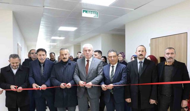 Bayburt’un Maden köyünde kütüphane açılışı gerçekleştirildi