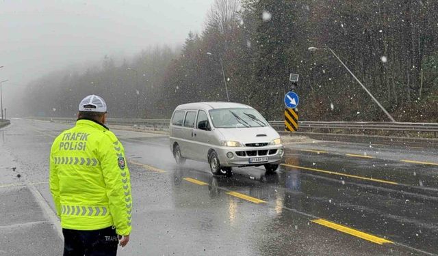 Bolu Dağı’nda yoğun kar yağışı