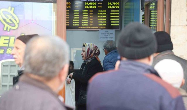 Dolardan korkanlar altına yöneliyor