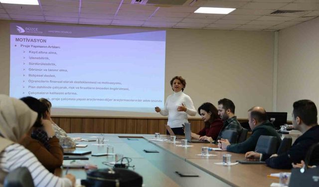 Düzce Üniversitesi’nden proje yazma atölyesi