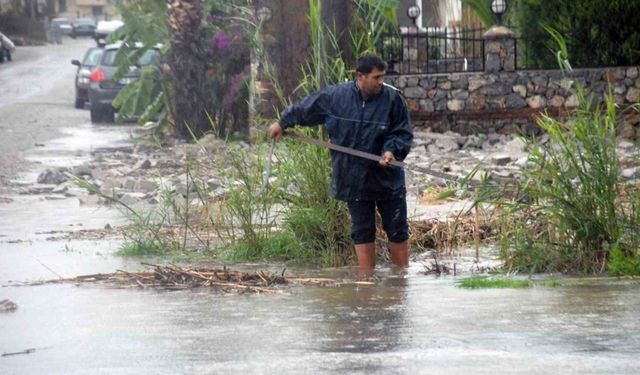 Fethiye ile Seydikemer’e sağanak ve taşkın yağış uyarısı